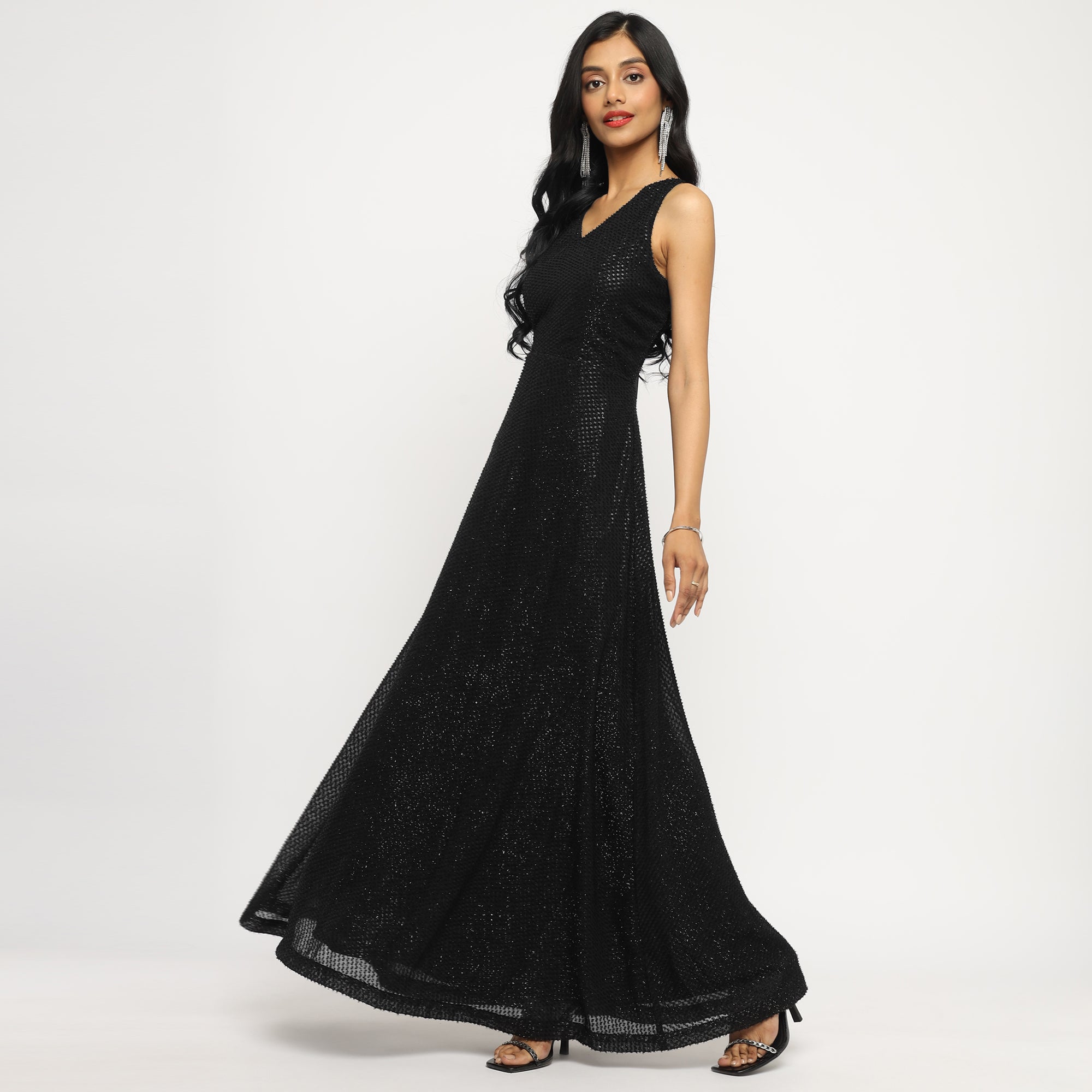 Black Sleeveless Shimmer Gown
